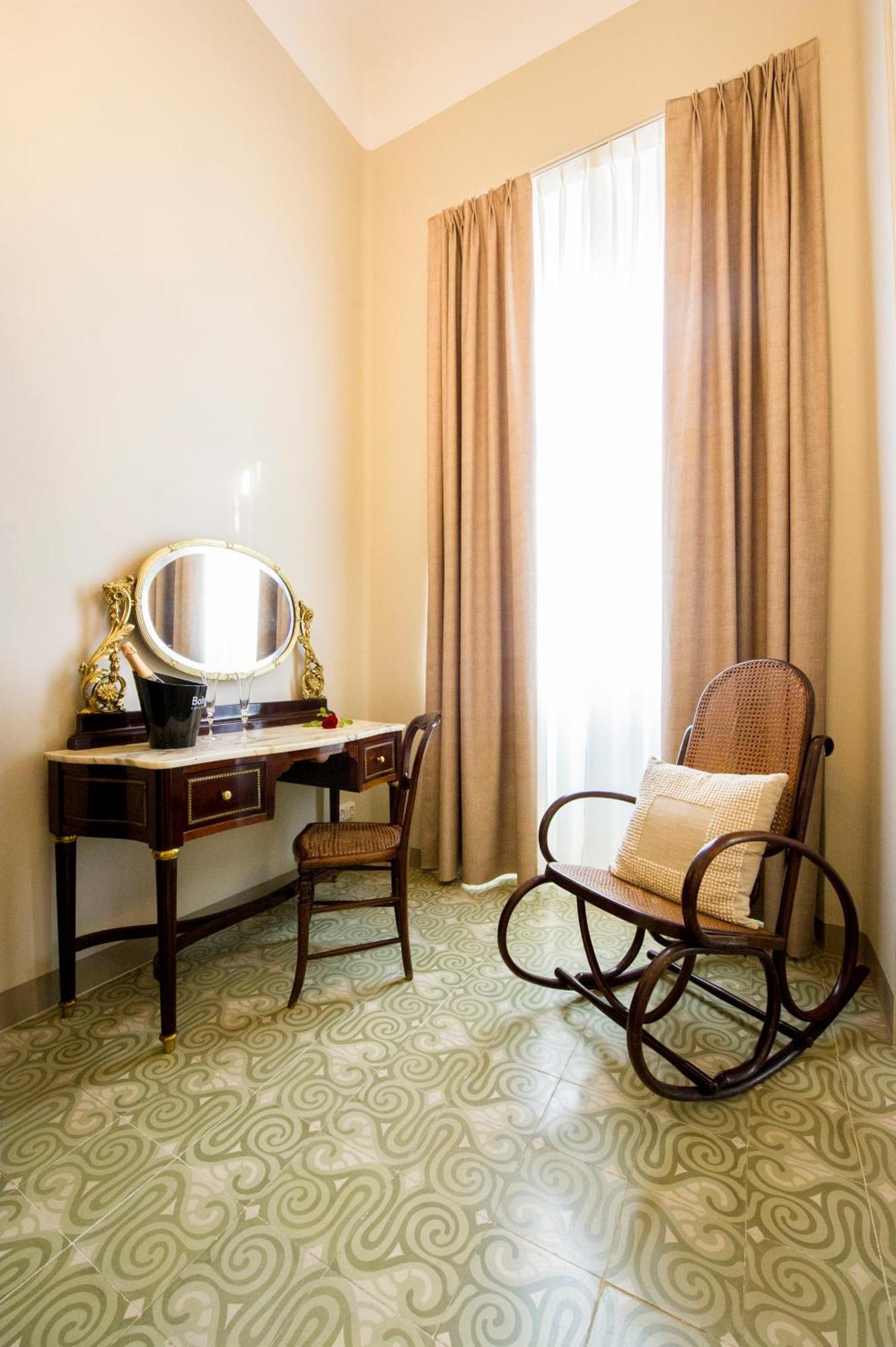 Bed and Breakfast Bolet Casa Modernista à Castellvi de la Marca Extérieur photo