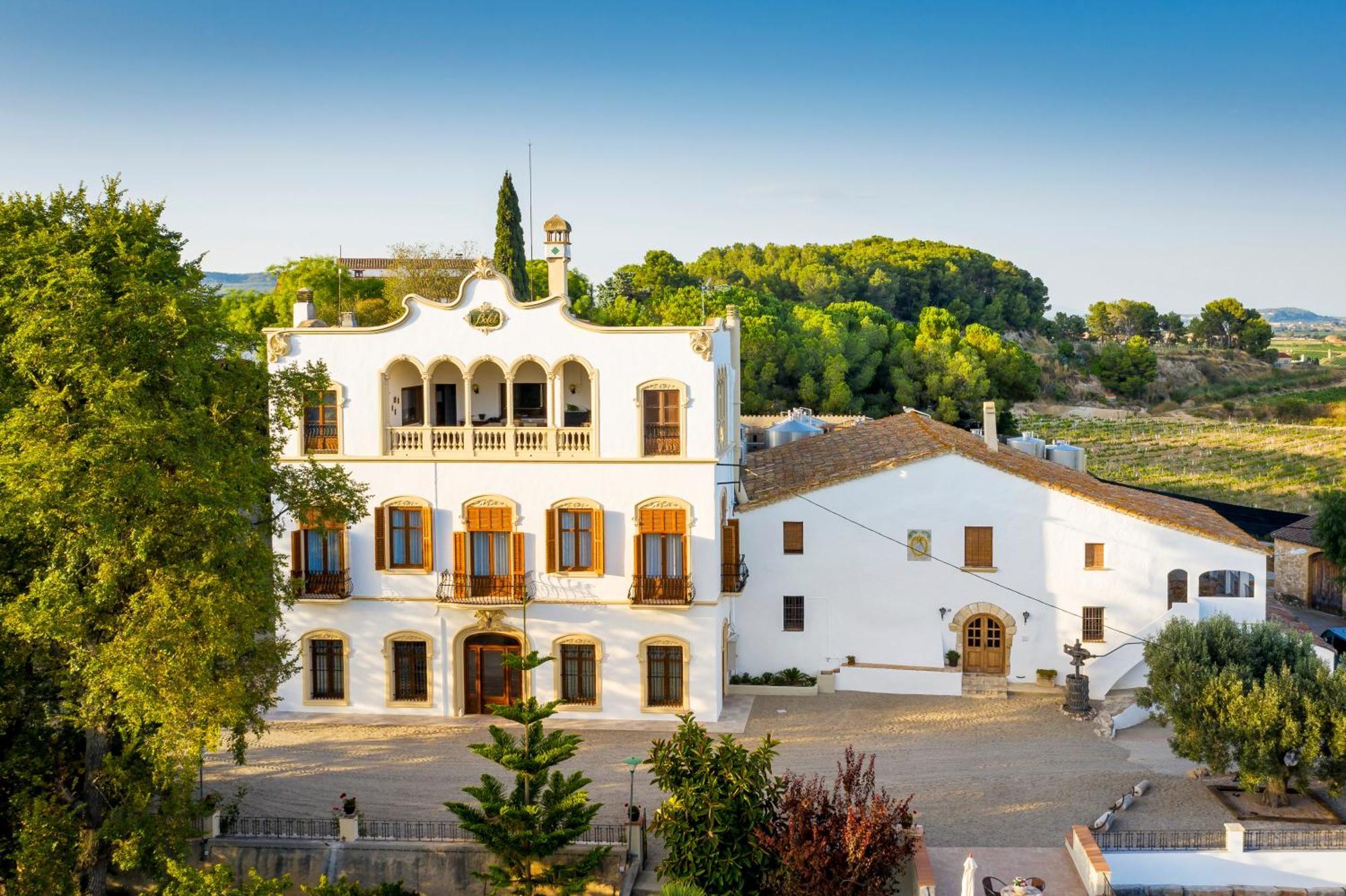 Bed and Breakfast Bolet Casa Modernista à Castellvi de la Marca Extérieur photo